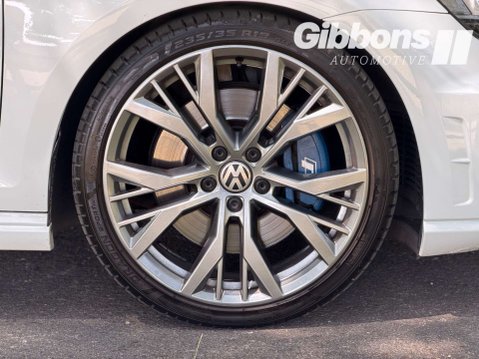 Volkswagen Golf 2.0 Golf R DSG 4WD 5dr 37