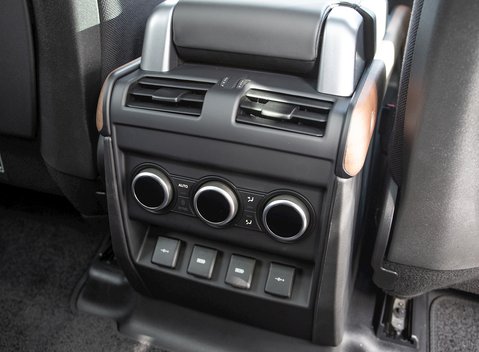 Land Rover Defender 110 X P400 16