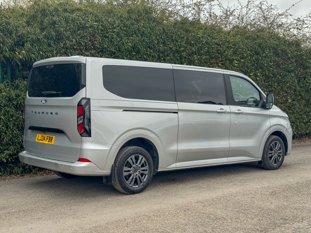Ford Tourneo Custom Titanium Luxe | 9 Seat | Auto | L2 LWB | 320 | Euro 6 | £31,993 + vat 3