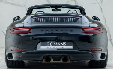Porsche 911 Carrera GTS CABRIOLET (991.2) 8