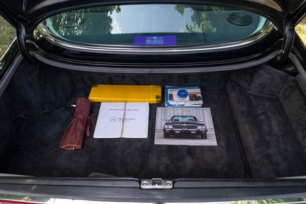 Mercedes-Benz SLC 380 SLC SPECIAL DELIVERY 25