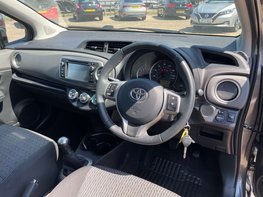 Toyota Yaris 1.0 Yaris TR VVT-i 5dr 18