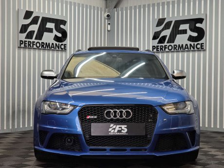Audi RS4 4.2 FSI V8 Estate 5dr Petrol S Tronic quattro Euro 5 (450 ps) 2