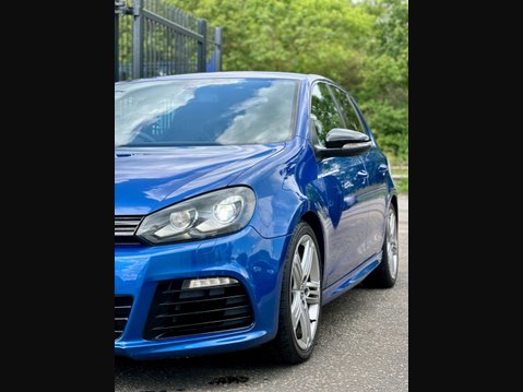 Volkswagen Golf R 2.0 DSG (Wingback) DCC 32