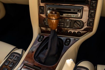 Aston Martin V8 Vantage V600 24