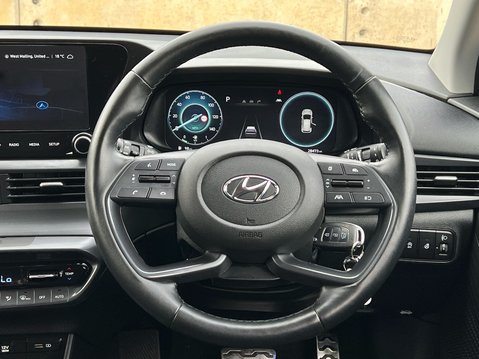 Hyundai BAYON T-GDI PREMIUM DCT MHEV 37