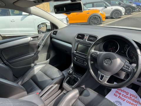 Volkswagen Golf GT TDI BLUEMOTION TECHNOLOGY 34