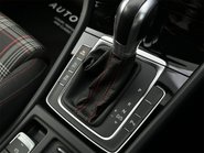 Volkswagen Golf GTI PERFORMANCE TSI DSG 65