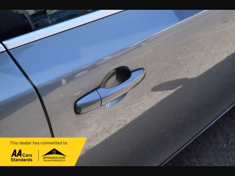 Volvo V40 2.0 V40 R-Design D2 5dr 16