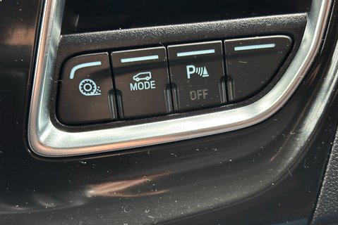 Ford Transit Custom 320 L1 Limited 170 ps Selectshift DCIV - Sat Nav / Adaptive Cruise 37