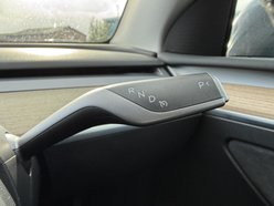 Tesla Model Y (Dual Motor) Long Range SUV 5dr Electric Auto 4WDE (384 bhp) 33