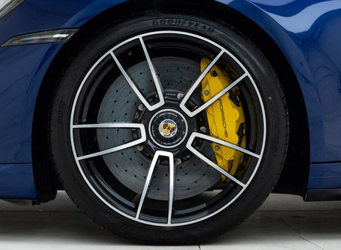 Porsche 911 Turbo S Cabriolet (992) 26