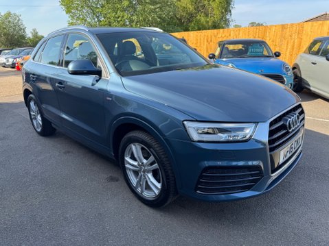 Audi Q3 TFSI S LINE 1