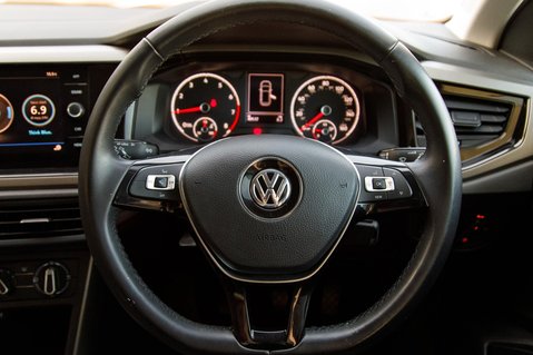 Volkswagen Polo MATCH TSI 14