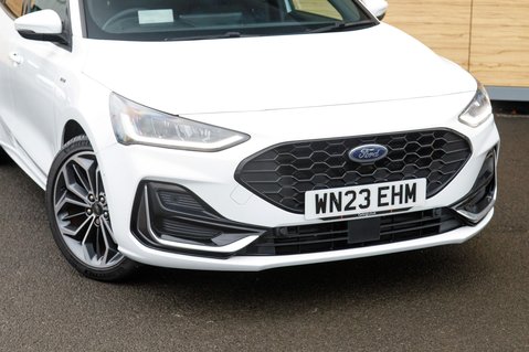 Ford Focus ST-LINE VIGNALE MHEV 10
