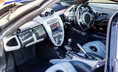 Pagani Huayra 17