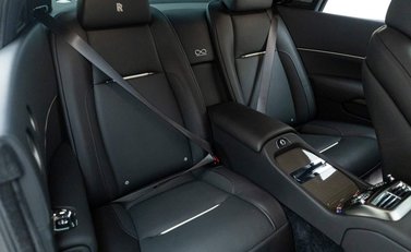 Rolls-Royce Wraith Black Badge 10