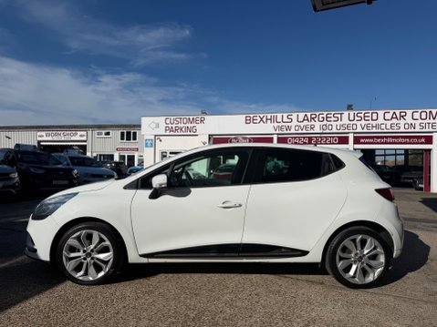 Renault Clio ICONIC TCE 8