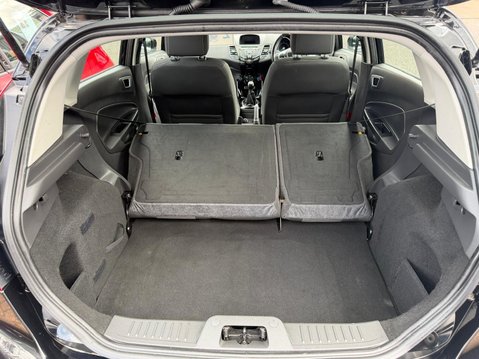 Ford Fiesta 1.0T EcoBoost Zetec Euro 6 (s/s) 5dr 17