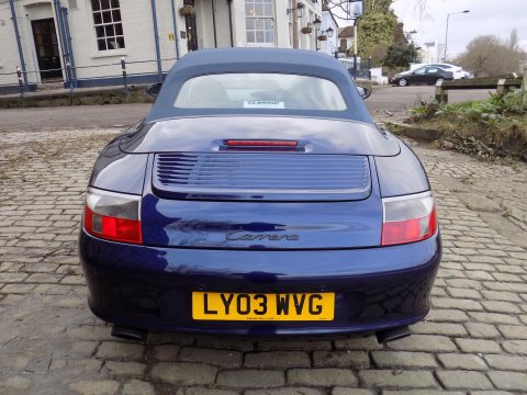 Porsche 911 CARRERA 2 CONVERTIBLE 55