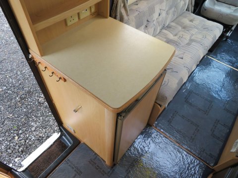 Auto-Sleepers Nuevo Motor Home 20