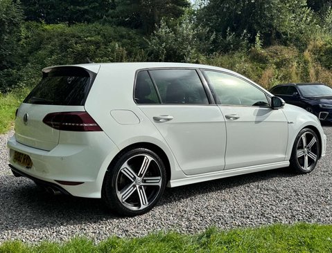 Volkswagen Golf 2.0 Golf R 4WD 5dr 5