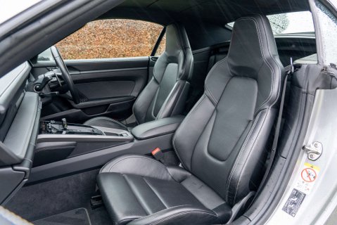 Porsche 911 992 Carrera 4S PDK Convertible 10