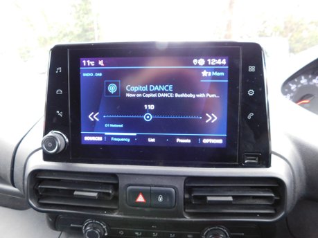 Peugeot Partner 1.5 BLUEHDI PROFESSIONAL L2 11