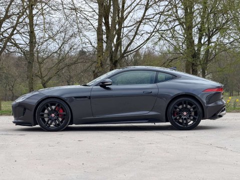 Jaguar F-Type 5.0 F-Type V8 R AWD Auto 4WD 3dr 15