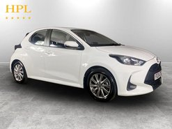 Toyota Yaris 1.5 VVT-h Icon Hatchback 5dr Petrol Hybrid E-CVT Euro 6 (s/s) (116 ps) DAB