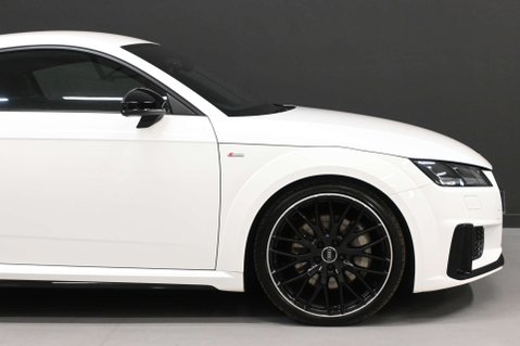 Audi TT 2.0 TT Black Edition 45 TFSI Quattro Semi-Auto 4WD 3dr 32