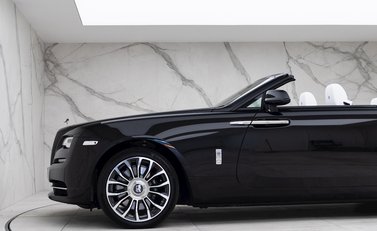 Rolls-Royce Dawn 24