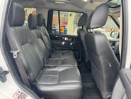 Land Rover Discovery SDV6 HSE 10