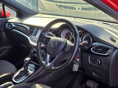 Vauxhall Astra 1.4i Turbo SRi Hatchback 5dr Petrol Auto Euro 6 (s/s) (150 ps) 19