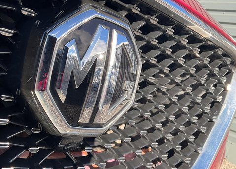 MG HS 1.5 T-GDI EXCLUSIVE DCT 4