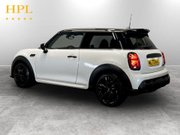 Mini Hatch 1.5 Cooper Sport Hatchback 3dr Petrol Steptronic Euro 6 (s/s) (136 ps) 5