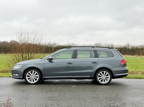Volkswagen Passat 2.0 TDI BlueMotion Tech Executive Euro 5 (s/s) 5dr 14