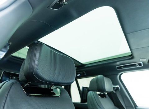 Land Rover Range Rover P530 SV 15