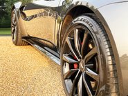 Aston Martin Vantage V8 21