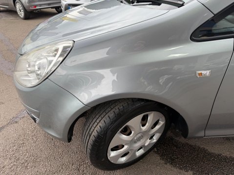 Vauxhall Corsa 1.4i 16v Exclusiv 5dr 40