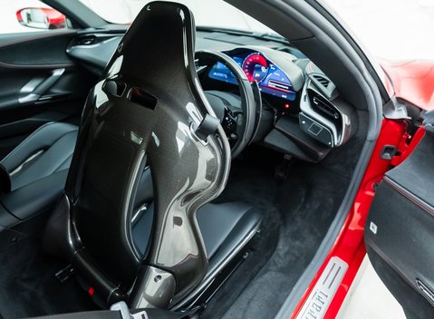 Ferrari SF90 Stradale 14