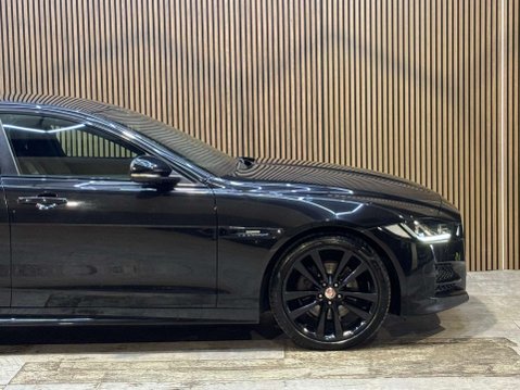 Jaguar XE 2.0 XE R-Sport D Auto 4dr 16