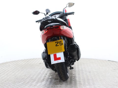 Yamaha Nmax 125 GPD125-A ABS 6
