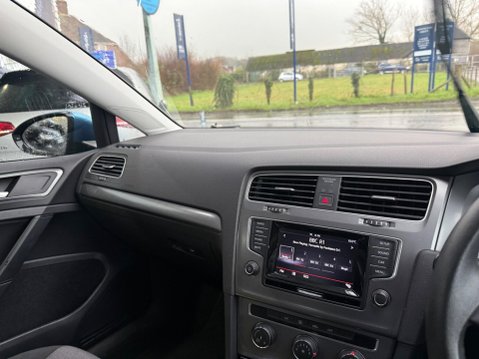 Volkswagen Golf 1.4 TSI BlueMotion Tech S DSG Euro 5 (s/s) 5dr 14