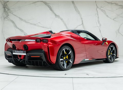 Ferrari SF90 Spider 6