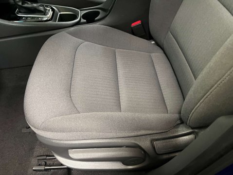 Hyundai IONIQ 1.6 IONIQ First Edition FHEV Semi-Auto 5dr 42