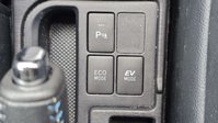 Toyota Yaris 1.5 VVT-h T Spirit Hatchback 5dr Petrol Hybrid CVT Euro 5 (101 ps) 30