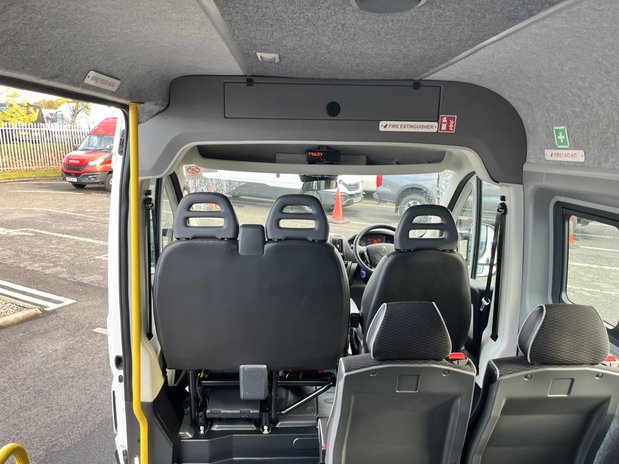 Peugeot Boxer PEUGEOT BOXER 440 L4H2 BLUE 17 SEATER MINIBUS 28