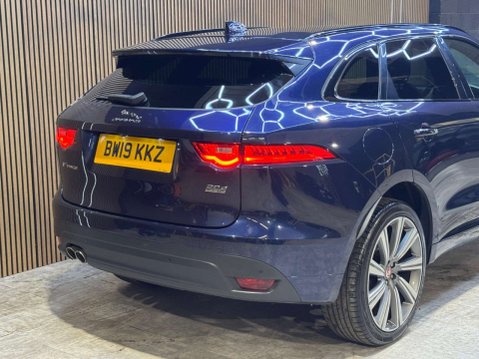 Jaguar F-Pace 2.0 F-Pace R-Sport AWD D Auto 4WD 5dr 23