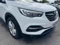 Vauxhall Grandland X 1.2 Turbo SE Euro 6 (s/s) 5dr 12